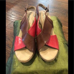 Naturalizer sandals